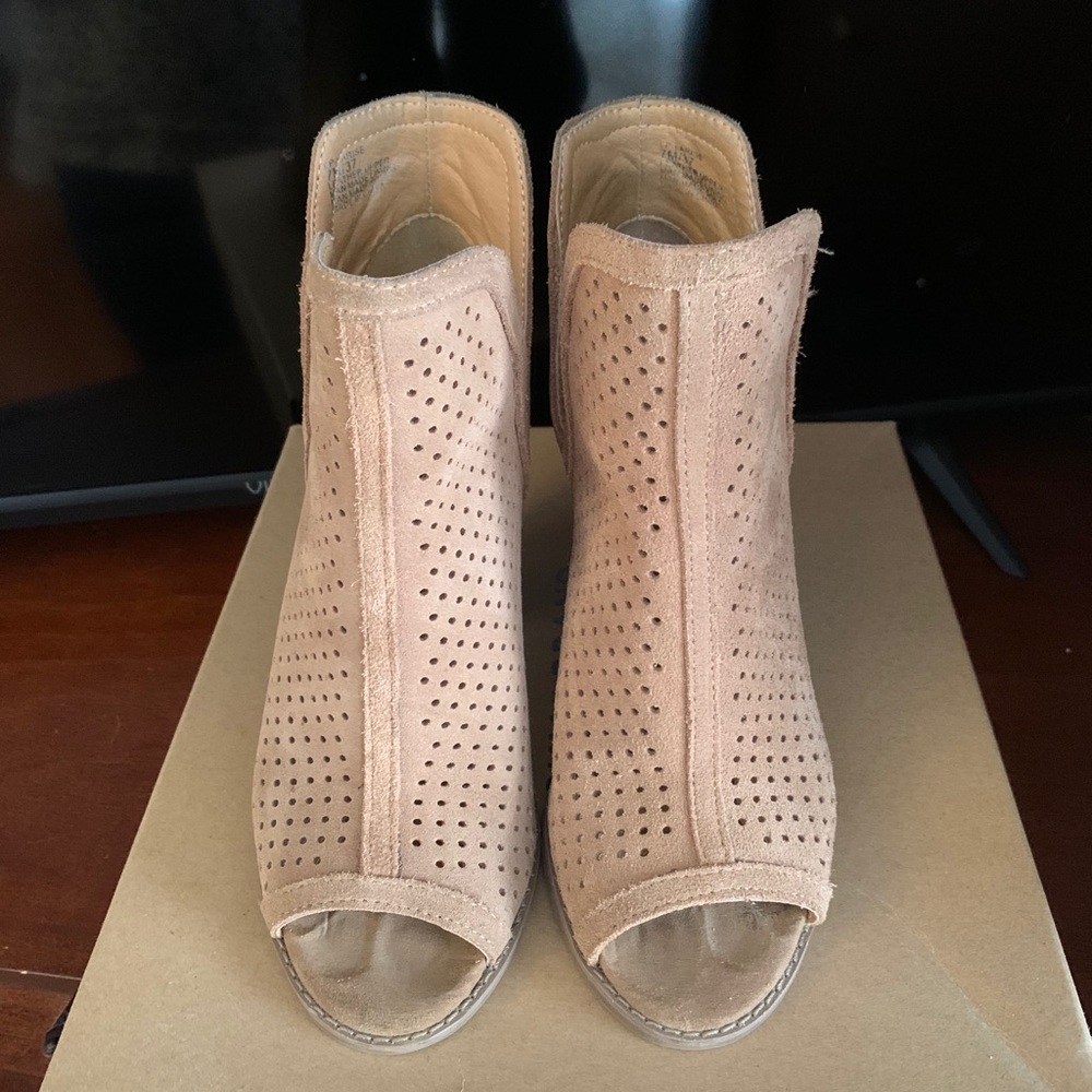 Lucky brand open toe booties